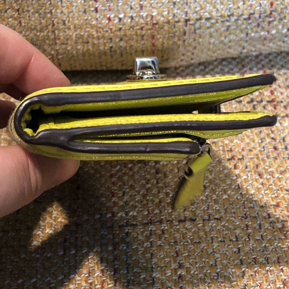 COACH Legacy Signature Slim Turn Lock Closure Trifold Wallet Neon Yellow Trim - Picture 11 of 17